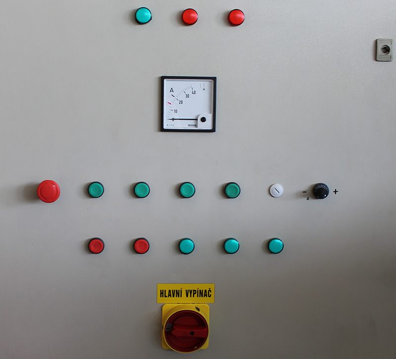 Kusové dřevo Kusové dřevo